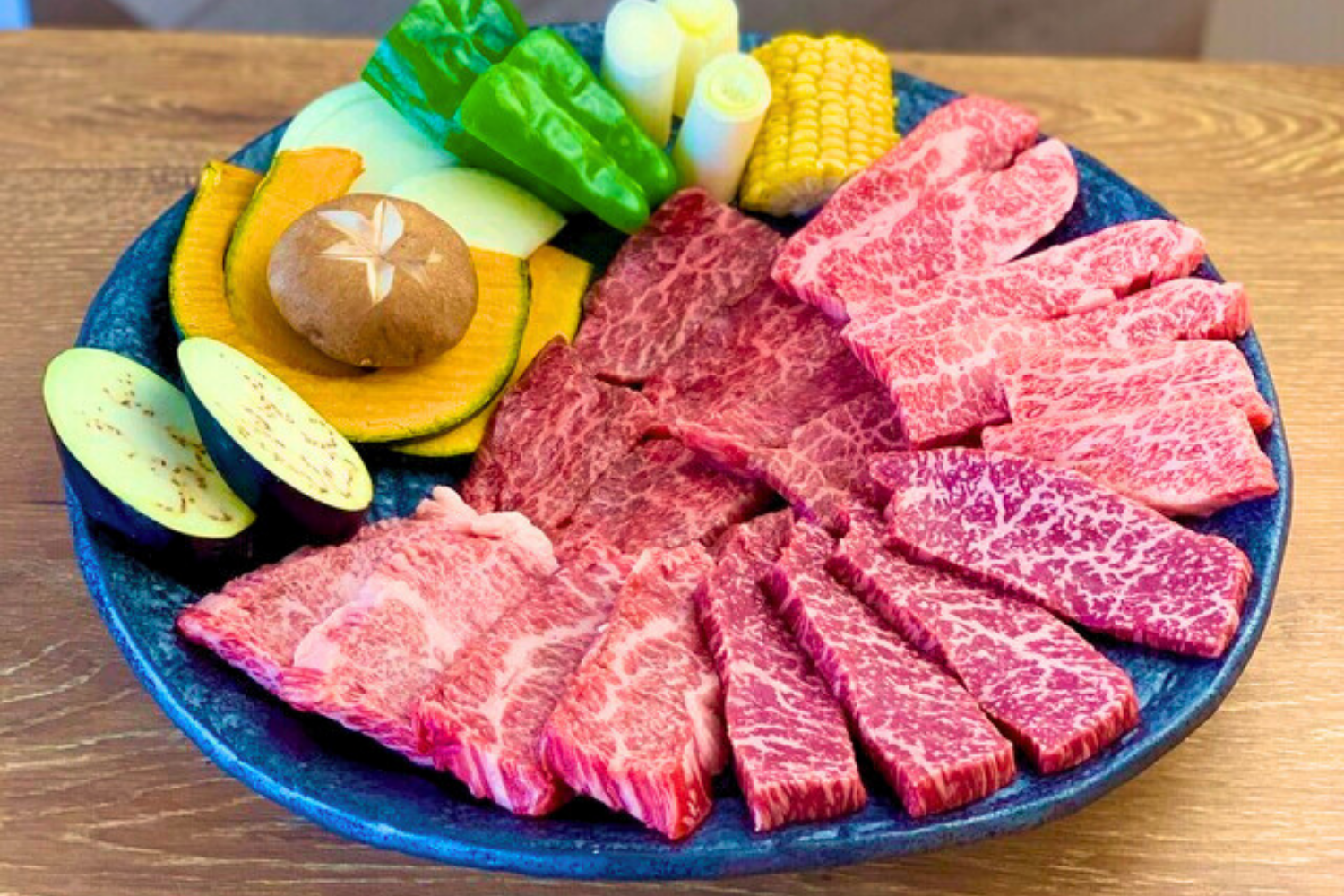 有限会社荒川商店(和牛EN yasaka.arakawa)和牛焼肉盛り合わせ
